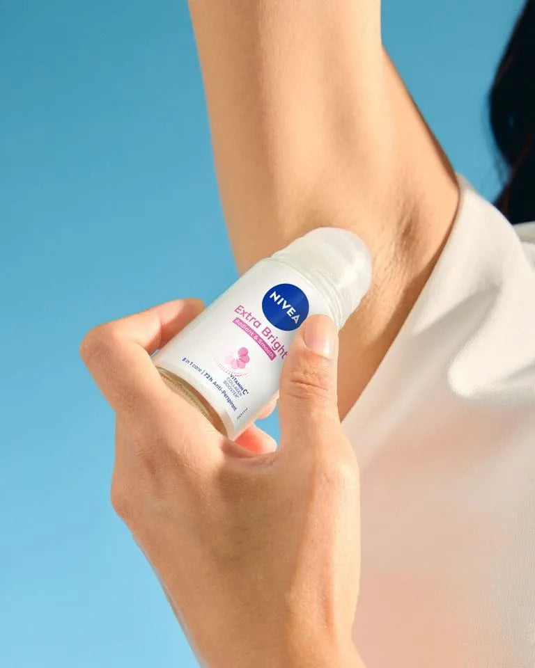 Nivea - Deodorant Roll On Women Extra Brightening Radiant & Smooth - 25Ml