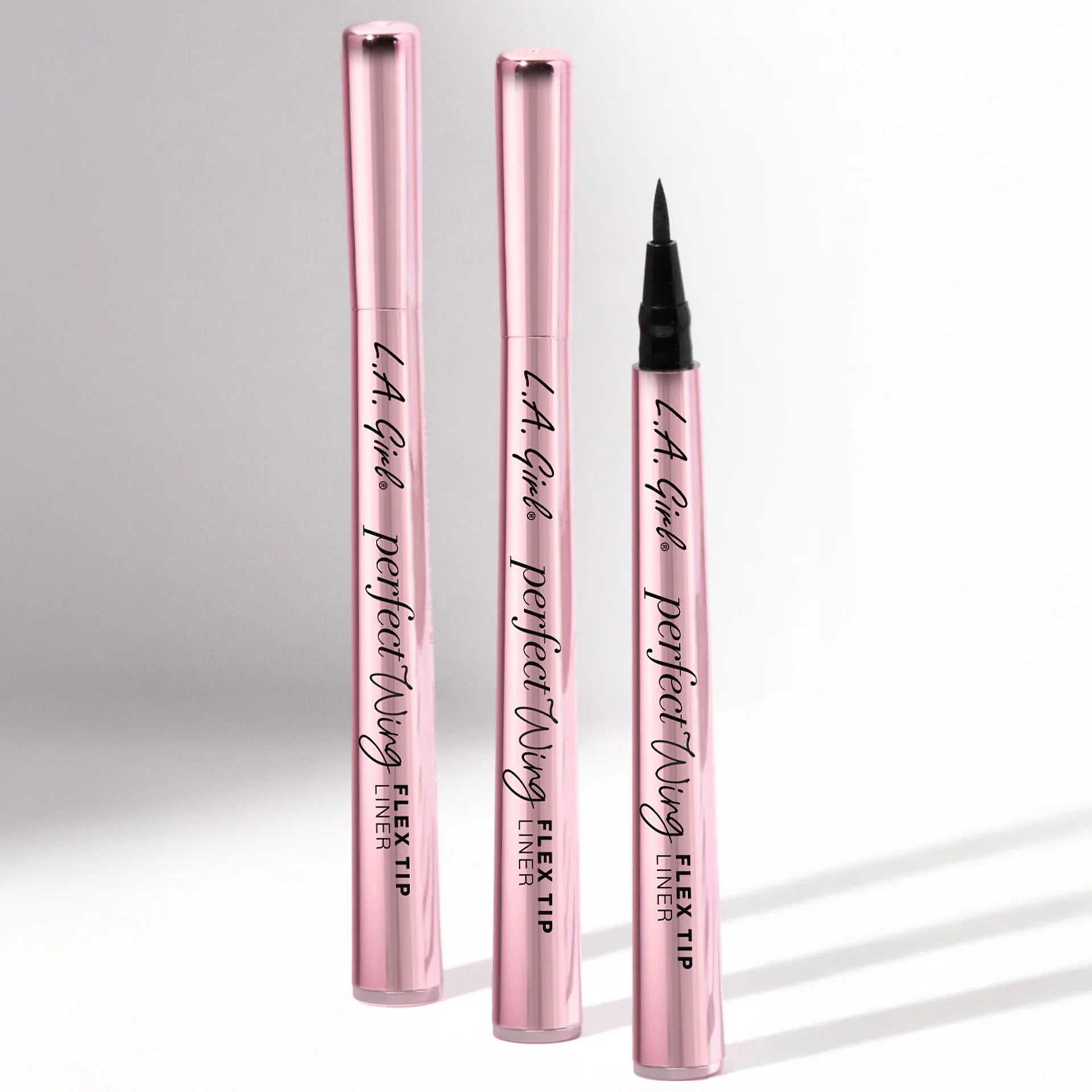 L.A. Girl - Perfect Wing Flex Tip Liner - Midnight Black